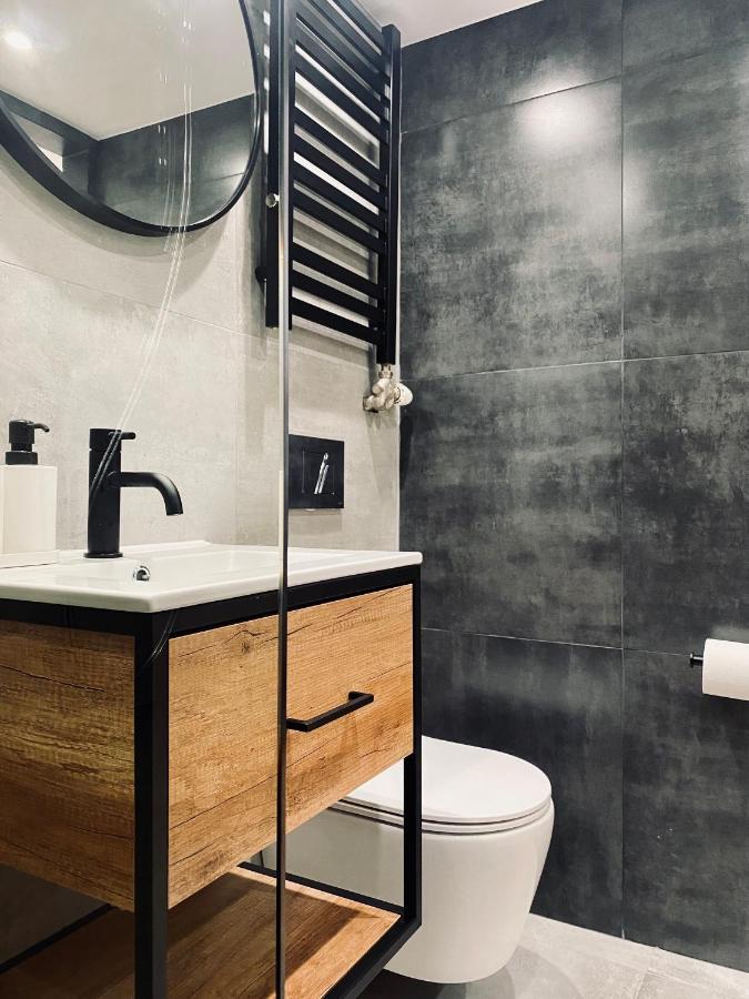 Apartment Premium Jacuzzi For Couples, Old Town Cracovia Exterior foto