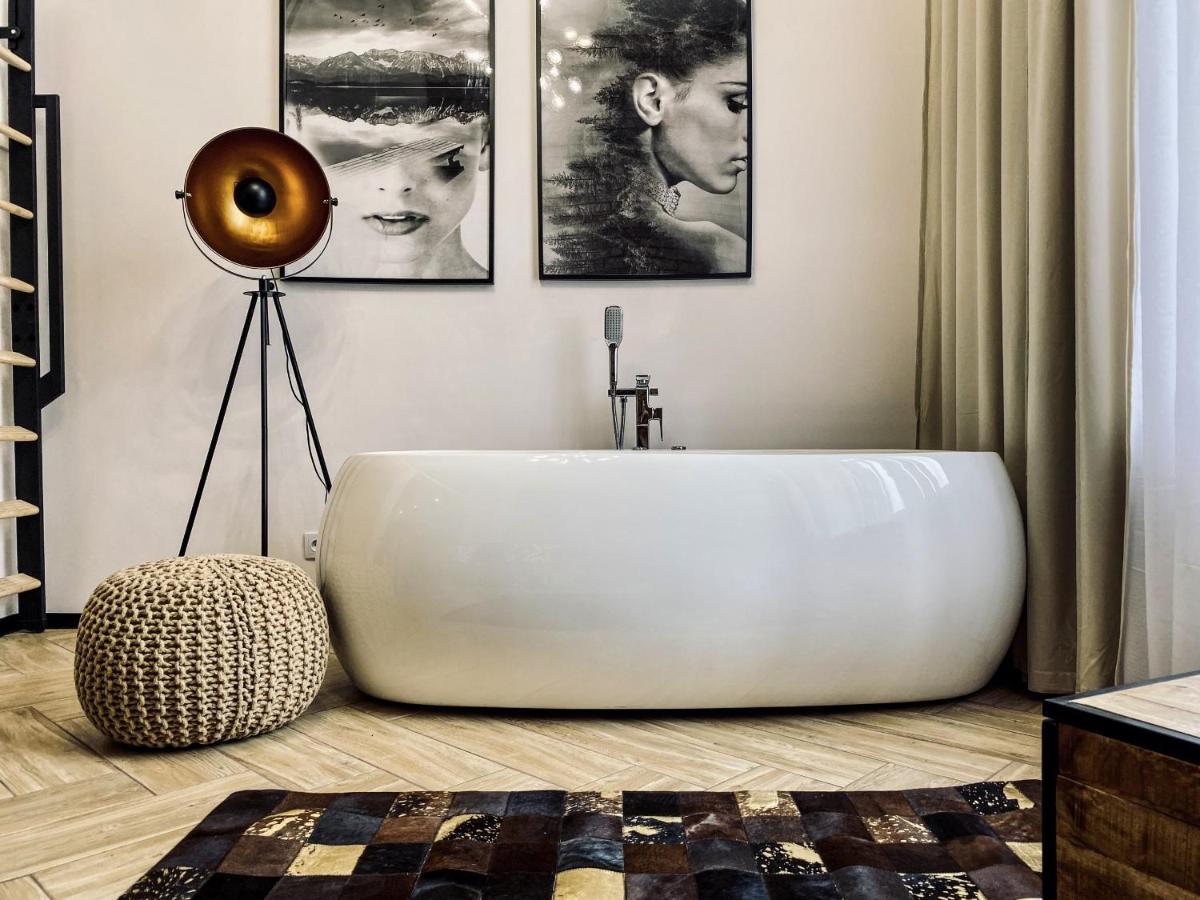 Apartment Premium Jacuzzi For Couples, Old Town Cracovia Exterior foto
